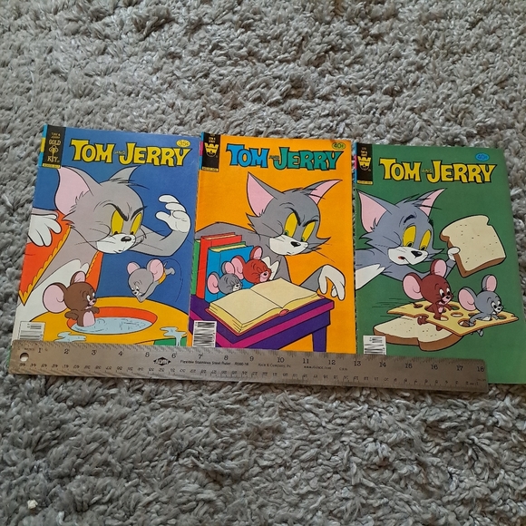 Vintage Warner bros Tom and Jerry gold key magazine comics (lot of 3) - Picture 7 of 7